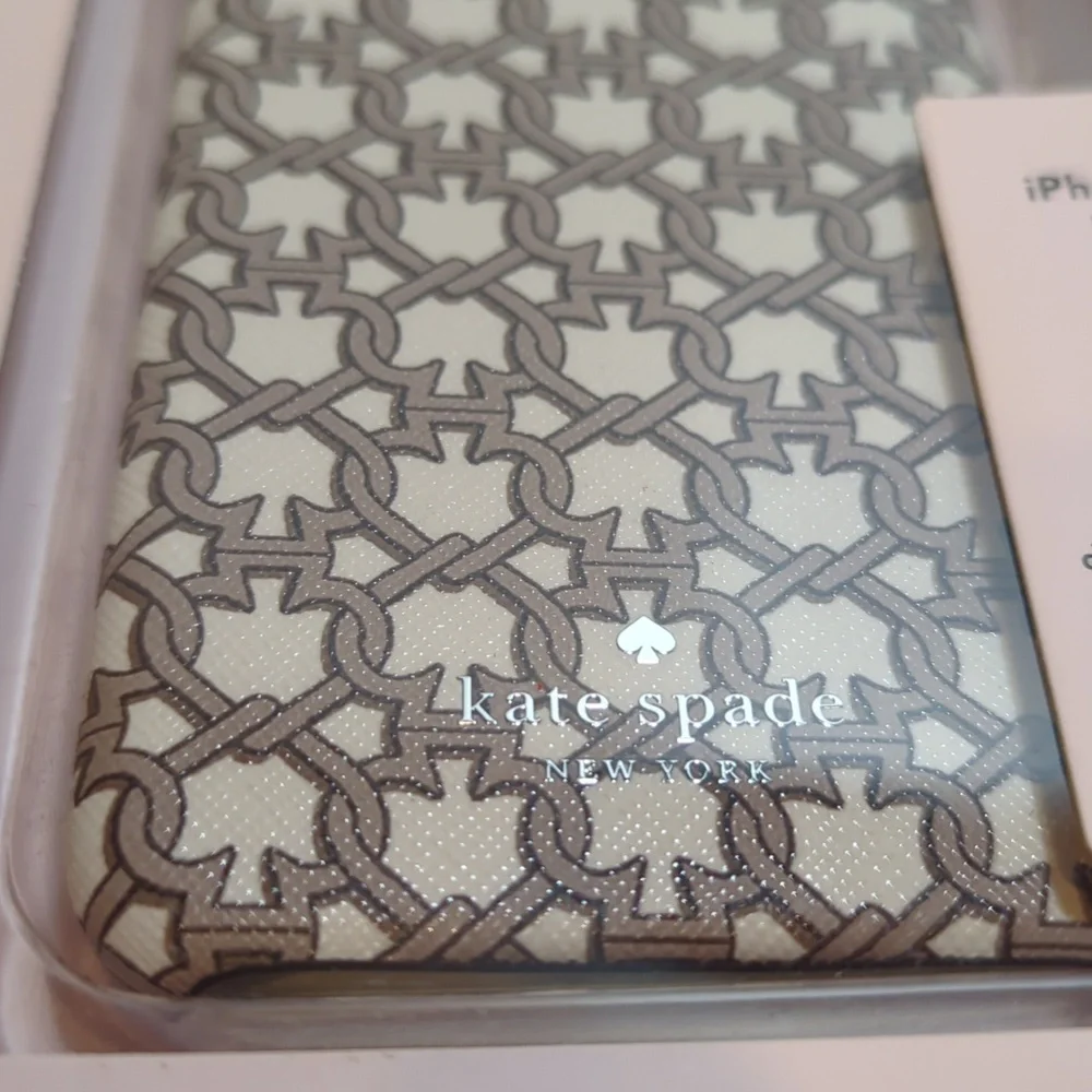 kate spade iPhone 11 PRO Snap Case Linked Spades Theme Print NEW